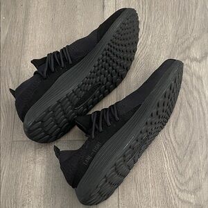 LANE EIGHT HIIT TRAINERS size 9.5